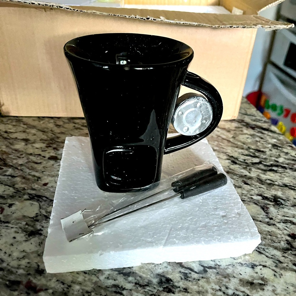 NIB Artestia Fondue Mugs Set